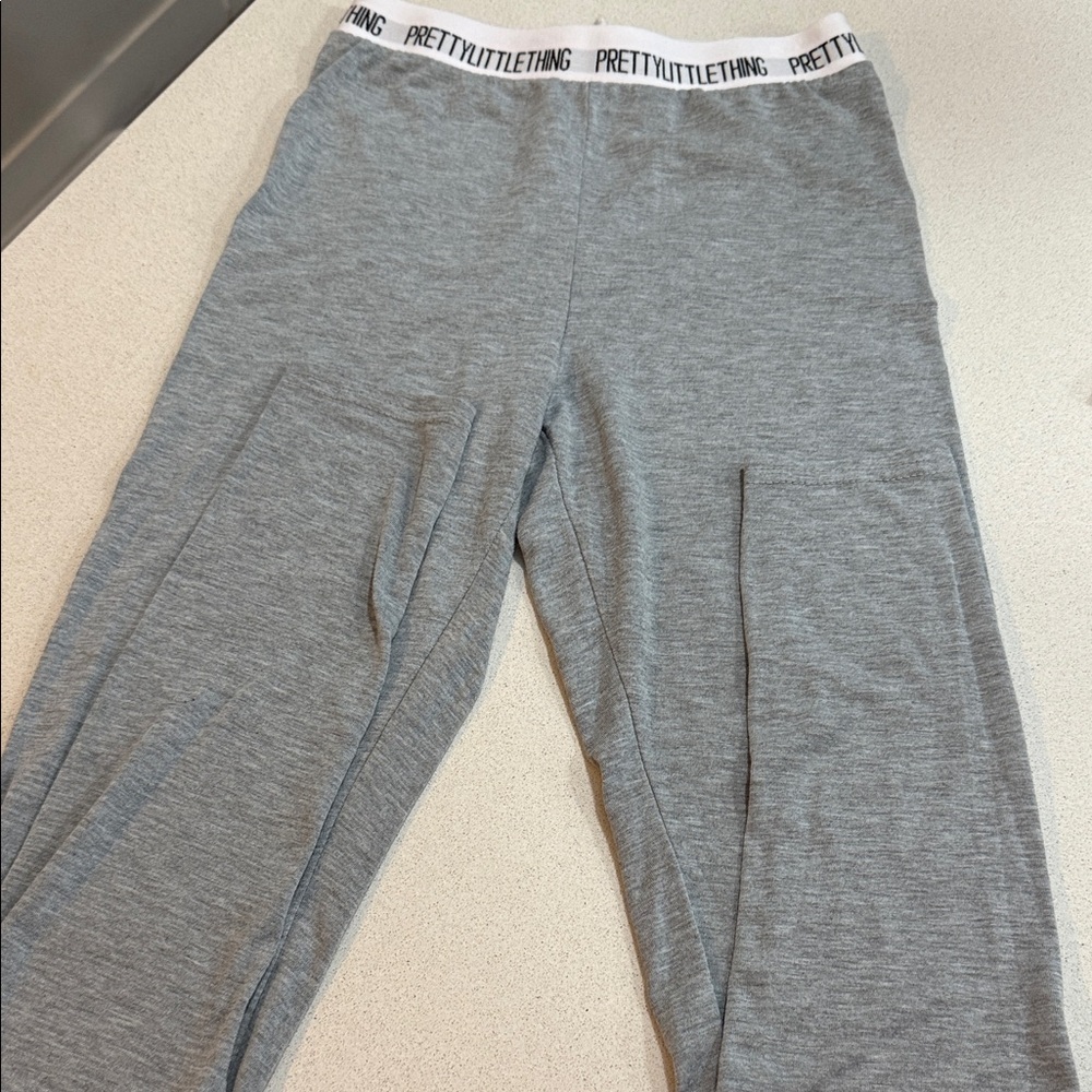 PrettyLittleThing Woman’s Gray Leggings